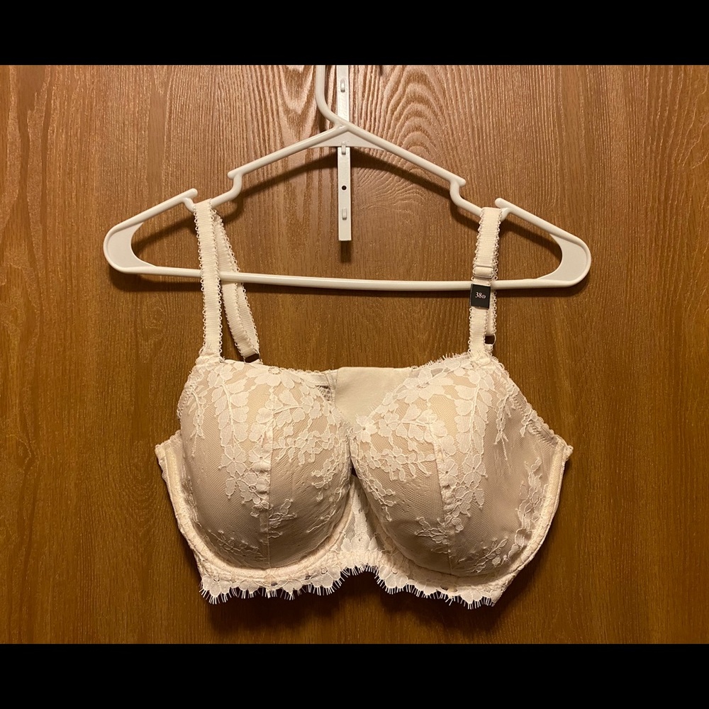 Victoria’s Secret Dream Angels Lace Demi Bra
